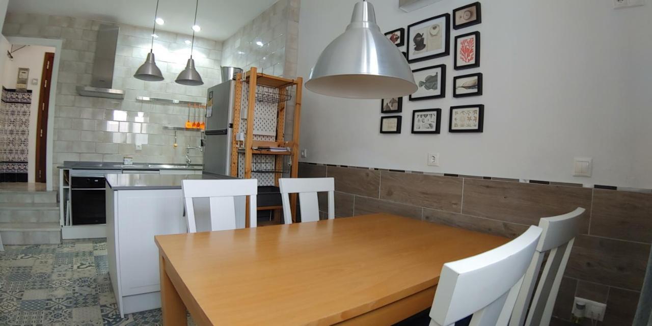Casa Vistas A Trafalgar Solo Familias O Parejas - Parking Privado Opcional - 科尼尔-德拉弗龙特拉 外观 照片