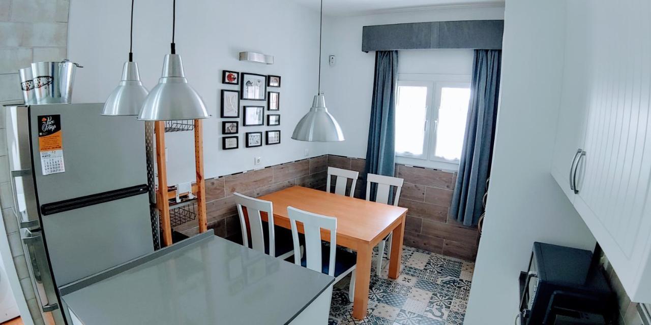 Casa Vistas A Trafalgar Solo Familias O Parejas - Parking Privado Opcional - 科尼尔-德拉弗龙特拉 外观 照片