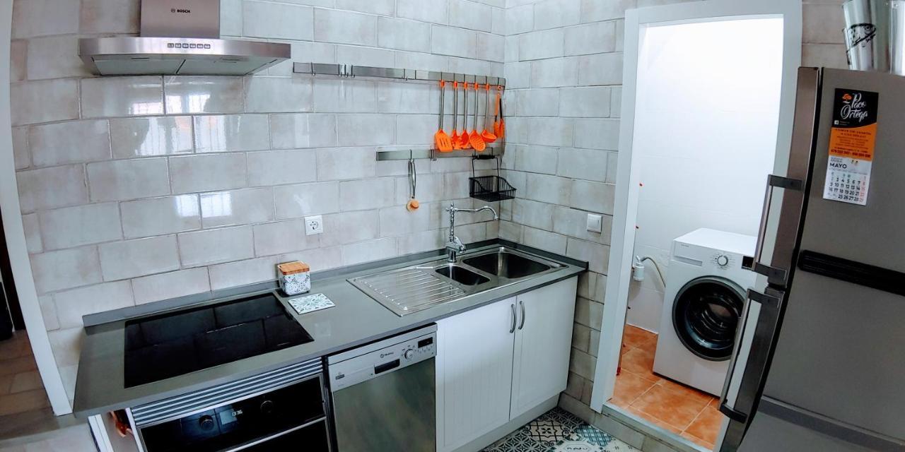 Casa Vistas A Trafalgar Solo Familias O Parejas - Parking Privado Opcional - 科尼尔-德拉弗龙特拉 外观 照片